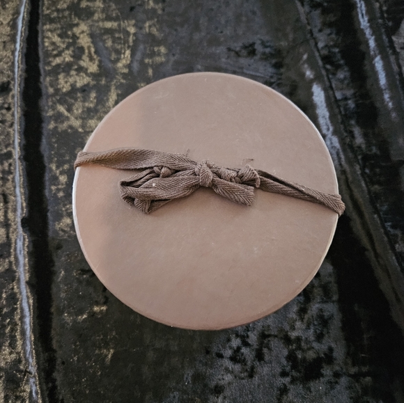 UGG Black Fabric Earmuffs w/Original Box - Picture 4 of 4